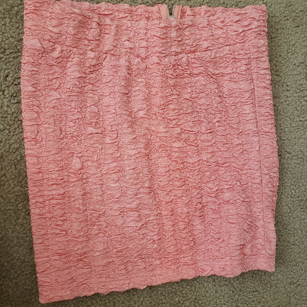 2B bebe salmon mini skirt